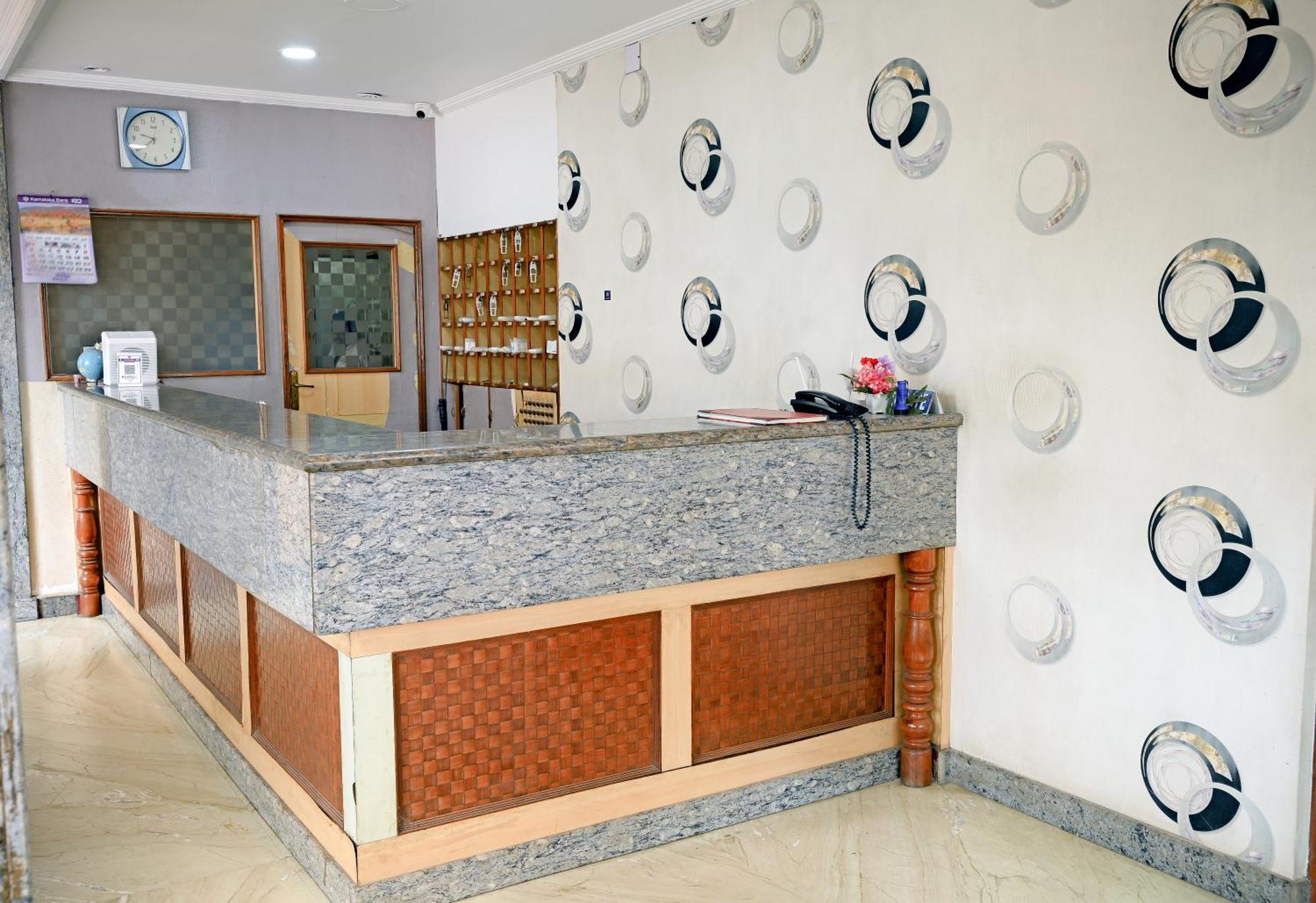 Hotel Durga International Udupi Exteriér fotografie